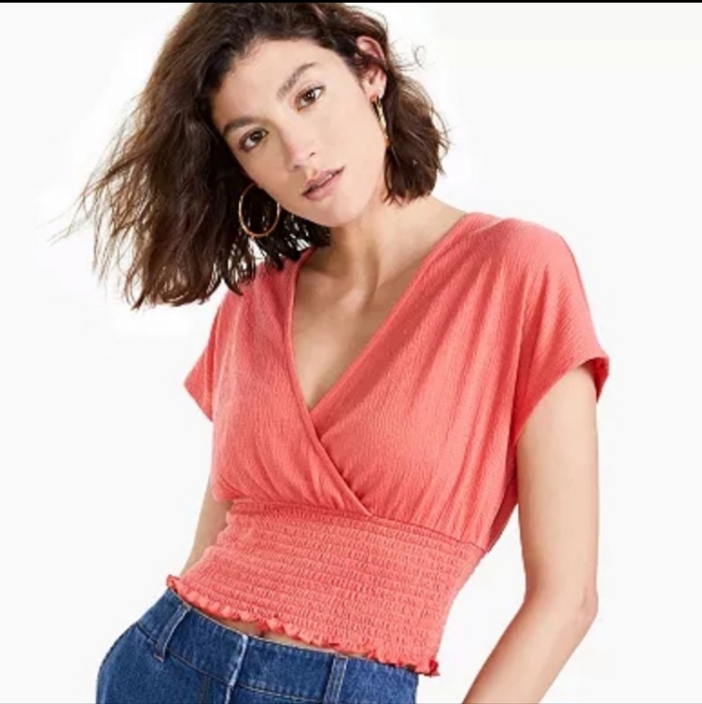 NWOT Bar III top